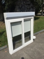 Ventana Corredera de PVC con Persiana Enrollable de Aluminio Integrada, Ventana de Vidrio Aislante a Prueba de Polvo y Sol para Casa Modular Exterior