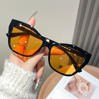 Nouvelles lunettes de soleil œil de chat pour femme, mode, protection UV400, populaires, en plastique, confortables, lunettes de soleil pour femme