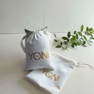 Bolsa de Terciopelo Premium con Cordón y Logotipo Grabado Personalizado, Empaque de Marca de Lujo para Guardar Joyas y Cosméticos - Product Image 6
