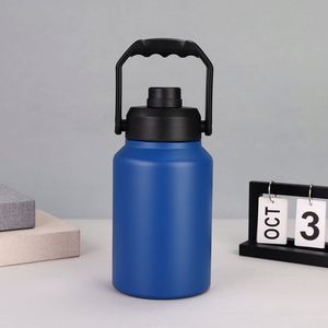 Bouteille d'eau isotherme en acier inoxydable de 128 oz (un gallon) avec couvercle à paille, double paroi sous vide - Product Image 2