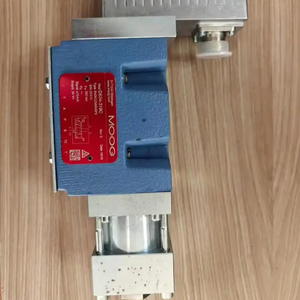 Suministro en Stock de Productos Nuevos y Originales. PLC Electrohidráulico Serie D661/D664 de Alta y Baja Histeresis, 1 Año de Garantía - Product Image 1