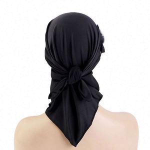 Wholesale Beauty Design Muslim Women Headscarf <b>Accessories</b> Solid Colors Hijab Headwraps Polyester Spandex All Seasons Custom - Product Image 6