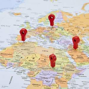 Puntine Decorative in Legno Rosso per Mappe, Chiodini per Mappe di Viaggio, Puntine per Bacheche e Mappe di Viaggio - Product Image 5