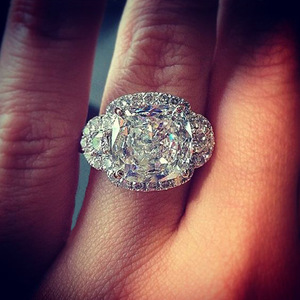 Anello di Lusso con Zirconi in Stile Europeo-Americano, Anello da Donna alla Moda per Anniversario - Product Image 2
