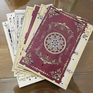 Neues DIY Lernspielzeug Cartoon-Bücherregal-Einsatz-Set Notre-Dame-de-Paris Miniatur-Puppenhaus 5 bis 7 Jahre 3D Buchnische Holzpuzzle - Product Image 4