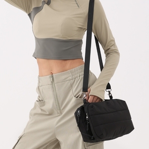 Nouveauté Automne-Hiver : Sacs bandoulière matelassés légers et volumineux pour femme, idéaux pour le sport et la gym - Product Image 3