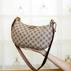 Bolso de Hombro de PU de Alta Calidad, Estilo Vintage, con Cierre de Cremallera y Detalle de Remaches. Forro Antirrobo de Diseño de Marca de Lujo. - Product Image 4