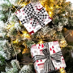 Custom Christmas Reindeer Snowflake Pattern Gift <b>Wrap</b> <b>Paper</b> <b>Roll</b> 100GSM Coated Specialty <b>Paper</b> Eco-Friendly Digital Printing - Product Image 6
