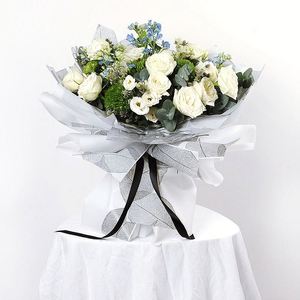 Papier d'emballage pour fleurs en film plastique imperméable de style coréen 60*60cm avec impression de motifs de feuilles - Product Image 5
