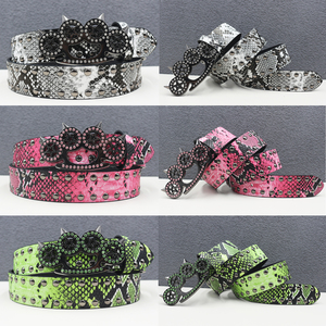 Cinturón vaquero con hebilla de pata de gato y remaches metálicos, cinturón de diamantes de imitación Y2K, cinturón de <span class=keywords><strong>hombre</strong></span> de piel de serpiente iridiscente, cinturones punk con remaches para <span class=keywords><strong>hombre</strong></span> - Product Image 1