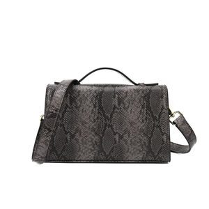 กระเป๋าถือลายจระเข้ 2026 แฟชั่นใหม่ ทันสมัย ใช้งานได้หลากหลาย สะพายไหล่เดียวหรือสะพายข้าง กระเป๋ามินิยอดนิยมสำหรับผู้หญิง - Product Image 5