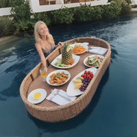 Plateau flottant en rotin pour piscine : ovale, multi-plats, imperméable pour les repas et les loisirs au bord de la piscine