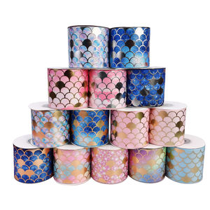 Boca propose la production en série de rubans en polyester holographiques personnalisés de 75 mm pour les pinces à cheveux ou pour l'emballage de boîtes cadeaux - Product Image 1