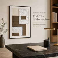 Peinture murale géométrique en feuille d'argent inspirée des architectes, technique mixte, sur toile, luxe discret pour la décoration du salon