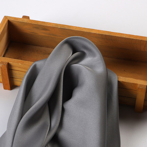 New 150Cm 95gsm 97% <span class=keywords><strong>Polyester</strong></span> 3% Spandex Đồng Bằng Nhuộm Màu Rắn Căng Mật Độ Cao Satin Vải Cho Trang Phục - Product Image 4