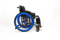 Silla de ruedas manual plegable de aleación de aluminio de 24 pulgadas, silla de ruedas deportiva superligera para adultos para equipos de rehabilitación