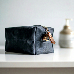 Waterproof Waxed Canvas Leather Toiletry Bag Mens Retro Shaving Dopp Kit Custom Travel Cosmetic Organizer <b>Case</b> LCTB-0004C - Product Image 1