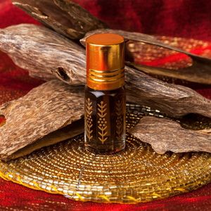 Aceites Esenciales de Sándalo 100% Naturales para Aromaterapia, Precio al por Mayor, Aceite de Agarwood/Oud 100% Puro y Orgánico, 300ml, Juego de 2 - Product Image 6