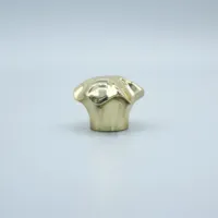 Couvercle en forme d'étoile dorée Bouchon de bouteille de parfum créatif Couvercle de bouteille en verre étanche