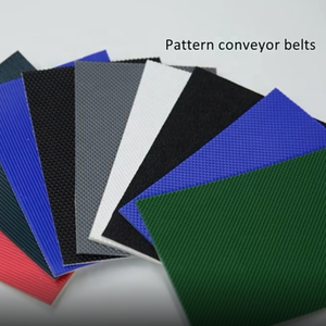 Yeni tasarım 3.1mm özelleştirme yan duvar eğimli oyuncak lojistik konveyör bant cleats ile - Product Image 1