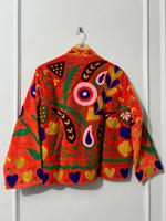 Blouson Bomber Matelassé en Coton Respirant Tricoté et Brodé Sujani Fait Main, Style Bohème Art Populaire Durable Hiver Laine Lin