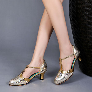 <span class=keywords><strong>Scarpe</strong></span> da ballo latino con <span class=keywords><strong>tacco</strong></span> <span class=keywords><strong>medio</strong></span>-basso wu <span class=keywords><strong>donna</strong></span> <span class=keywords><strong>scarpe</strong></span> da ballo Soft Bottom - Product Image 4