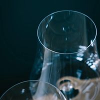 Verre à vin blanc grand format en cristal transparent sans plomb, avec pied unique et moderne, compatible lave-vaisselle, idéal pour les mariages et les cocktails