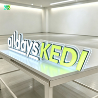 Enseigne lumineuse 3D LED personnalisée avec lettres en relief, logo KEDI en acrylique éclairé pour devanture de magasin