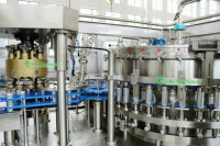 Machine de mise en conserve automatique W007 4000-6000 CPH, machine de remplissage et de scellage de canettes pour boissons, jus et boissons énergisantes