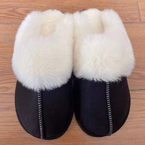 Wholesale Factory Winter Couple Warm Home <b>Slippers</b> Flat Fluffy Faux Fur Soft Plush <b>Slippers</b> for Women - Product Image 4