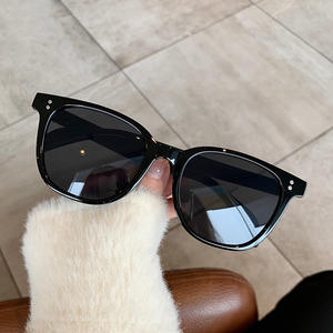 เฉียนไนแว่นกันแดดทรงสี่เหลี่ยม ยูวี 400 พีซีเลนส์ ดอทรีเวทส์ลายเสือดาวกรอบสีเทาประเภท 3 แว่นกันแดด J6-6196 - Product Image 2