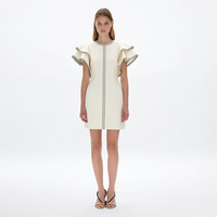 Robe mini ajustée à col rond, manches à volants superposés, fermeture éclair avant, avec passepoil contrastant ivoire, personnalisable, vente en gros, robe d'été pour femme