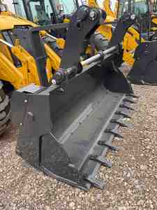 รถตักล้อยางตักดิน LIUGONG รุ่น CLG777A-S CLG777A - Product Image 3