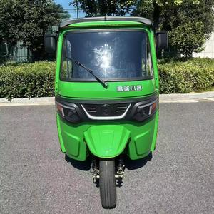 Venta Directa de Triciclo Taxi Motorizado de 200CC con Motor de Gasolina, 6 Pasajeros, Edición de Alta Gama, Función Completa, 50-70Km/h - Product Image 4