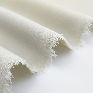 Tela de Satén Elástica de Poliéster con Brillo Brillante y Aspecto de <span class=keywords><strong>Lino</strong></span> Desordenado - Product Image 5