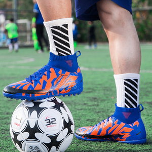 รองเท้าฟุตบอล <span class=keywords><strong>CR7</strong></span> ดีไซน์เรียบง่าย ป้องกันแรงกระแทก ออกแบบโลโก้ได้ตามต้องการ รองเท้าฟุตบอลมืออาชีพสำหรับผู้ชาย - Product Image 5