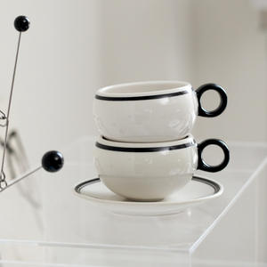 Tasses à thé et à café en porcelaine vintage haut de gamme, exquises, peintes à la main avec un motif floral, écologiques, blanches, pour le thé de l'après-midi, tasse à lait - Product Image 4