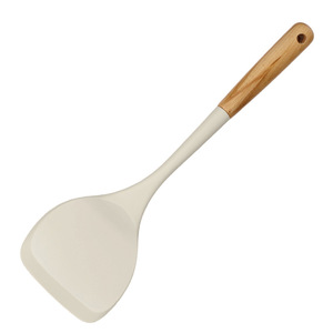Espátula de silicona Royal Cuisine con mango de madera, juego de utensilios de cocina antiadherentes de 8 piezas para freír carne y ajo - Product Image 3