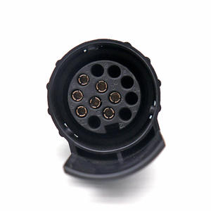 Connecteur de remorque européen 12V/24V <span class=keywords><strong>7</strong></span>-<span class=keywords><strong>13</strong></span> voies <span class=keywords><strong>13</strong></span>-<span class=keywords><strong>7</strong></span> <span class=keywords><strong>broches</strong></span> <span class=keywords><strong>adaptateur</strong></span> de prise de remorque électrique pour RV <span class=keywords><strong>caravane</strong></span> camion - Product Image 3