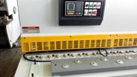 Cisaille à poutre oscillante hydraulique CNC QC12K-6*2500 pour la découpe de l'acier au carbone, de l'acier inoxydable et de l'aluminium