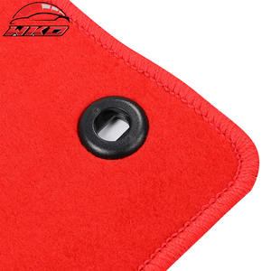 พรมปูพื้นสำหรับฮอนด้า ซีวิค 16-21 พรมหน้าหลังสีแดงกำมะหยี่พร้อมโลโก้ FC - 4 ชิ้น - Product Image 4