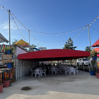 Tente de restauration mobile d'extérieur avec roues, auvent commercial en PVC imperméable et résistant au vent pour restaurant, terrasse, repas, barbecue