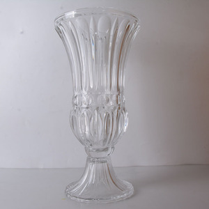 <span class=keywords><strong>Vaso</strong></span> di vetro verticale soffiato a mano di alta qualità <span class=keywords><strong>con</strong></span> il <span class=keywords><strong>piede</strong></span> alto moderno & stile classico tradizionale per la decorazione da tavolo o del partito - Product Image 3