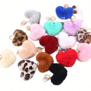 Llavero de Peluche Suave en Forma de Corazón de Alta Calidad, Llavero de Felpa Sintética para Bolsos de Niñas y Damas, Regalo Promocional - Product Image 2