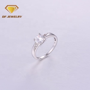 Bague en laiton avec grand diamant CZ pour homme et femme, idéale pour les fêtes, prix d'usine - Product Image 2