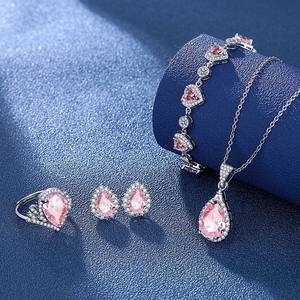 YL para Comercio Exterior, Conjunto <span class=keywords><strong>de</strong></span> Collar, Anillo, Pendientes y Colgante <span class=keywords><strong>de</strong></span> Circonita con Piedras Preciosas en Azul, Rojo, Amarillo, Verde, <span class=keywords><strong>Morado</strong></span> y Blanco, Estilo Punk <span class=keywords><strong>de</strong></span> Cobre para Mujer - Product Image 4