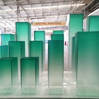 Fabricant de fabrication acrylique sur mesure OEM, socle carré en plexiglas, support de piédestal en acrylique