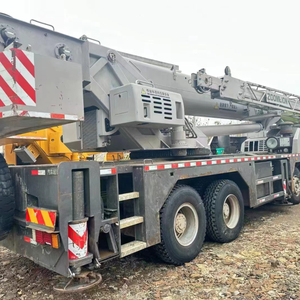 Conception conviviale de Zoomlion Capacité de chargement nominale de 25 tonnes Simplifiez les ascenseurs complexes avec une charge de levage maximale de 25 tonnes - Product Image 3