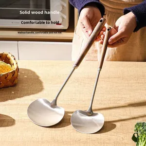 Cuillères à manche long en bois massif, résistantes aux hautes températures, en acier inoxydable de qualité alimentaire, pour la préparation culinaire et les soupes - Product Image 3