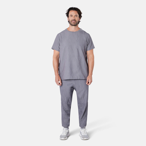 Tops de travail pour médecins, en popeline de polyester antistatique réversible de luxe YUHONG, en stock, manches courtes. - Product Image 1
